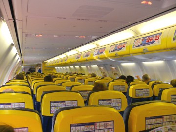 O companie aeriană, bună de plată: 8 milioane de euro dintr-un foc